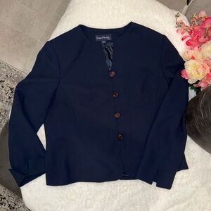 Evan Picone Women's Navy Blazer with Brown Buttons Size 14